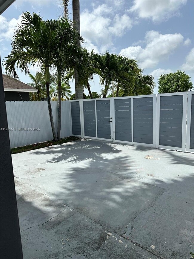 Photo - 11631 SW 179th Terrace