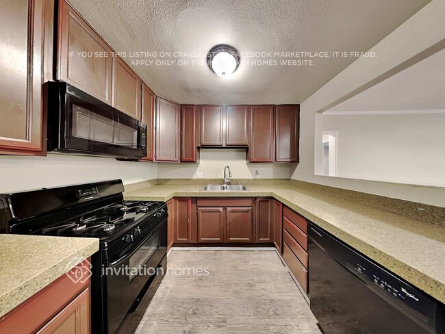 Photo - 8159 Beeman Ave