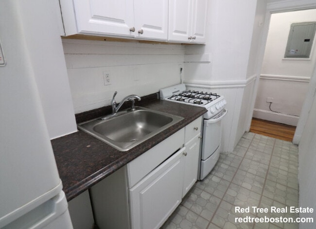 Photo - 407 Huntington Ave Unit 2