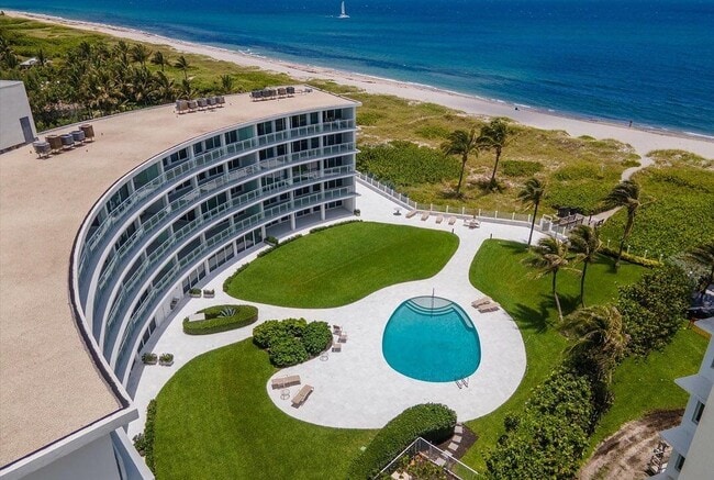 Building Photo - 1213 S Ocean Blvd Unit 2e Rental