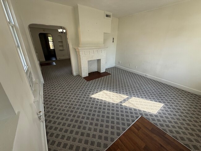 Photo - 344 Loeffler Ave