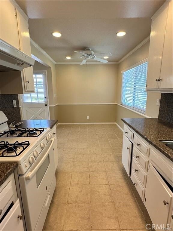 Photo - 372 E 20th St Unidad C