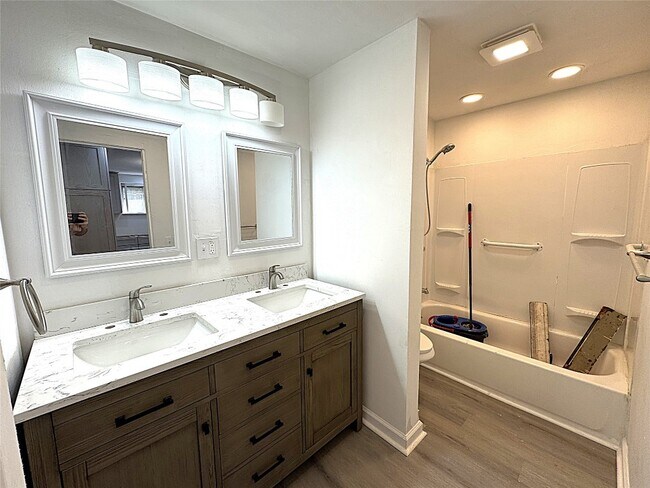 Photo - 609 N Nanticoke Ave Unit 3