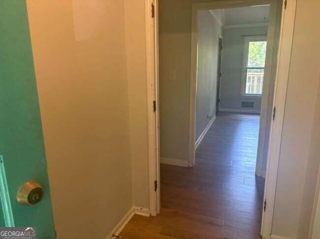 Photo - 3988 Valley Park Dr SW
