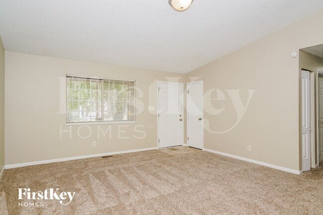 Photo - 2804 Grassy Creek Dr