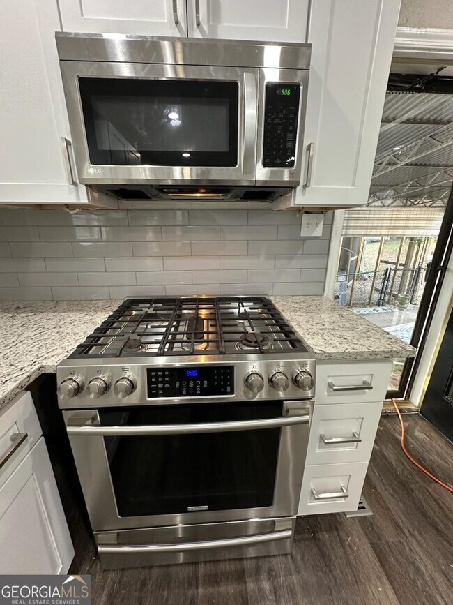 Photo - 1811 51st St