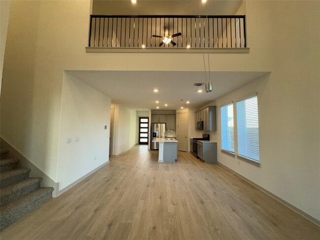 Photo - 428 Black Sheep Cv