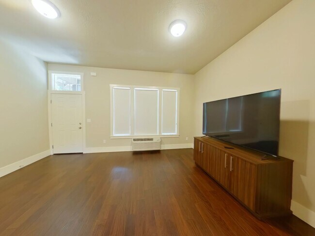 Photo - 2785 NW Arnold Way Unit 100