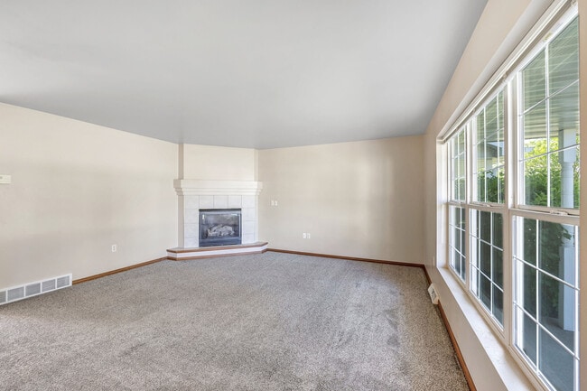 Photo - 156 Cavil Way