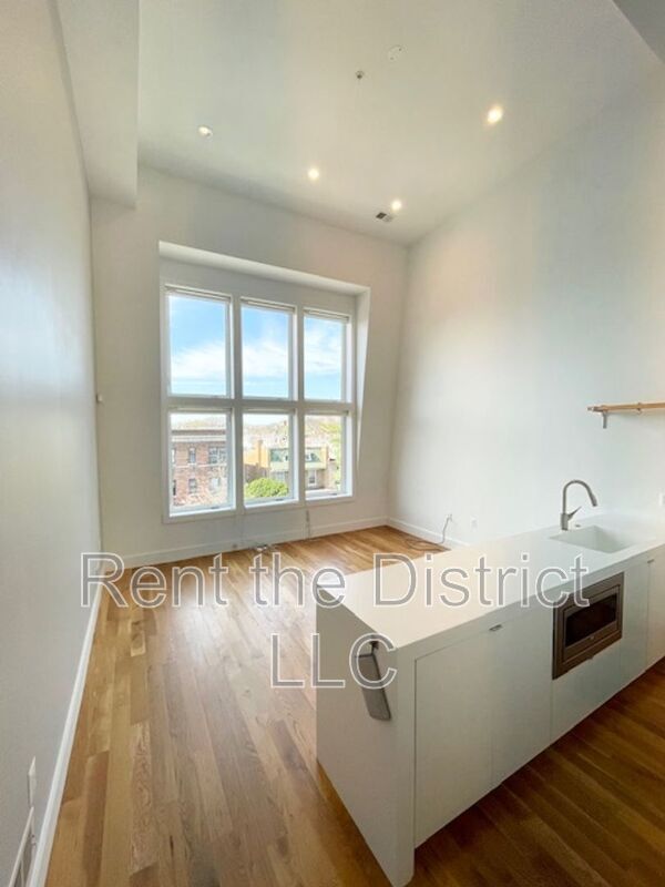 Photo - 254 15th St SE Unit #5