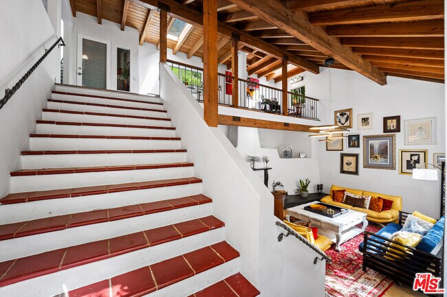 Photo - 1001 N Beverly Glen Blvd