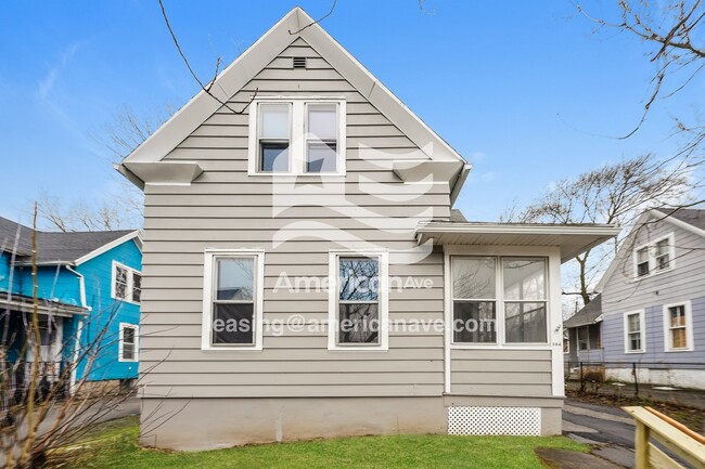 Building Photo - 104 Post Ave