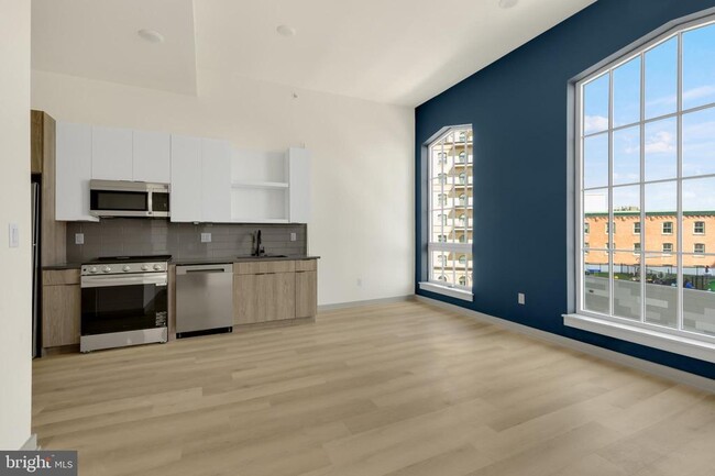 Photo - 689 N Broad St Apartment Unit 401