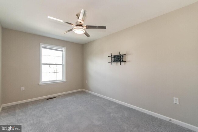 102 Oflannery Ct