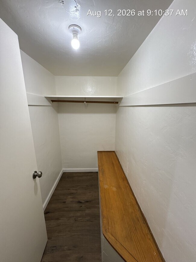Photo - 1021-1033 W Tulare Ave Unit 1031