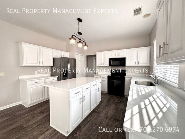 Photo - 18124 Harbor Mist Rd