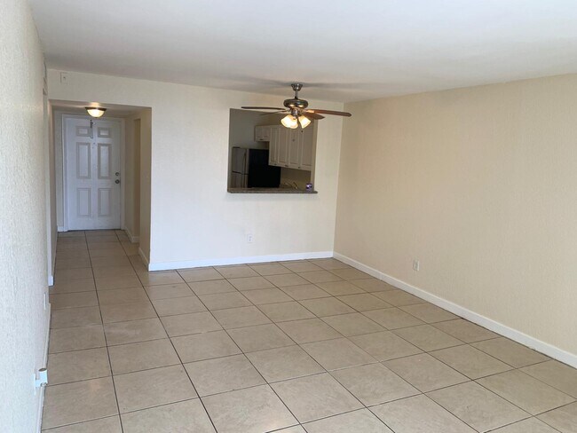 Photo - 15221 NE 6th Ave