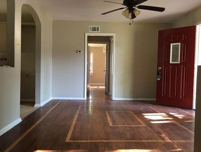 Photo - Cute 3-bedroom home! HOUSING ACCEPTED!