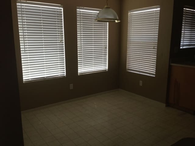 Photo - 730 Waterford Way