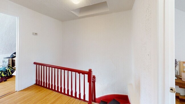 Photo - 24 Maverick St Unit 2