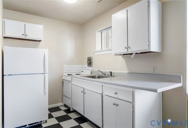 Photo - 2602 Grove Unit 3