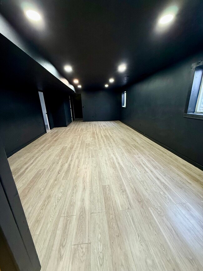 Downstairs large living room - 370 E 1st N