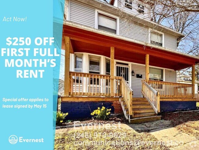 Building Photo - 121 Machen St Rental