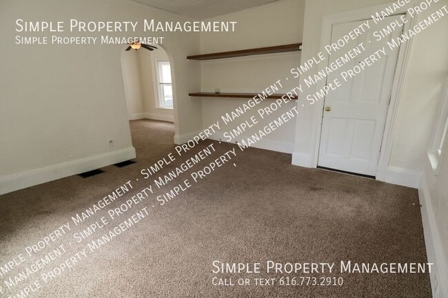 Photo - 615 Mc Reynolds Ave NW Unit 1