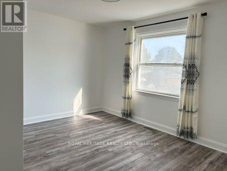 Photo - 128 Wilson Rd S Unit 1