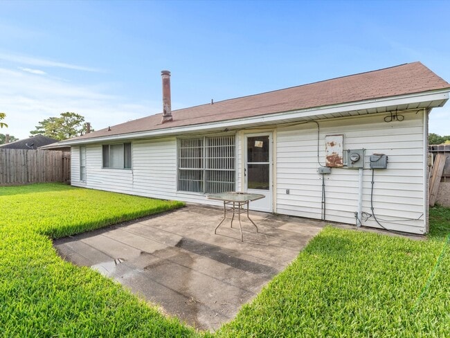 Building Photo - 13515 Wimbledon Oaks Dr