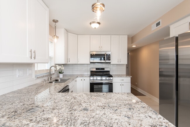 Photo - 8729 W 73rd Pl Unit 2