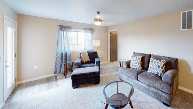 Hillcrest Heights Apartments