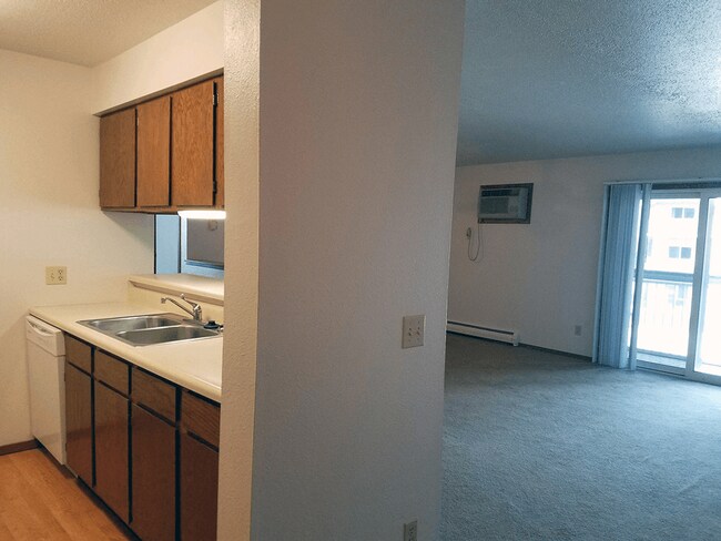 Welcome to Prairie Tree Apartments - Prairie Tree