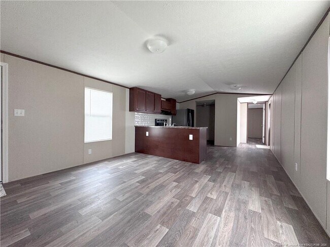 3435 Marty Cir