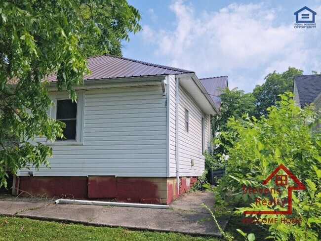 Photo - 515 Ben Hur Ave