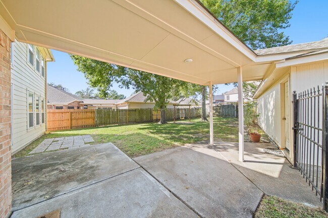 Photo - 16322 Drystone Ln