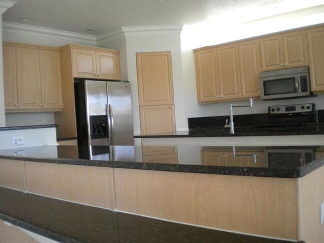 Building Photo - 9615 Shepard Pl