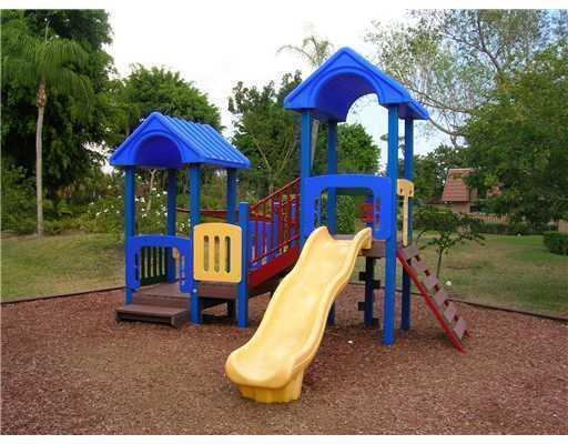 Photo - 8237 Thames Blvd