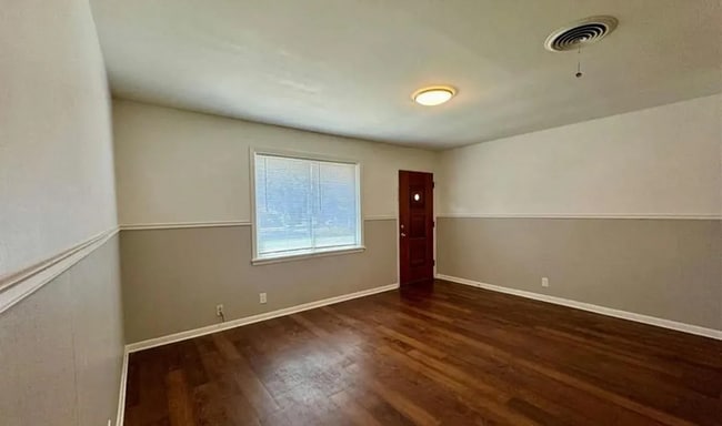 Photo - Charming 3-bedroom, 2-bath home located in...