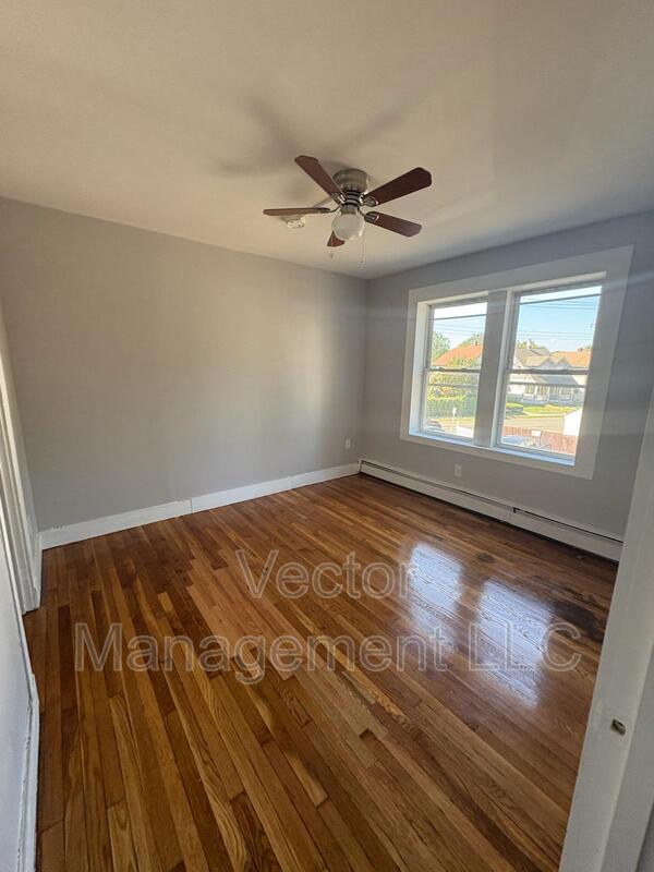 Photo - 1160 Dixwell Ave
