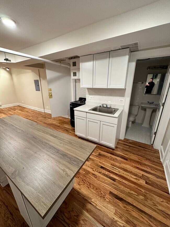 Photo - 845 W Agatite Ave