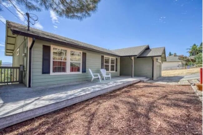 Building Photo - 16561 Hacienda Ct Rental