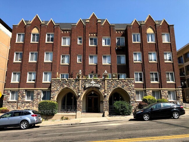 Building Photo - 141 E 1st Ave Unit 404 Rental