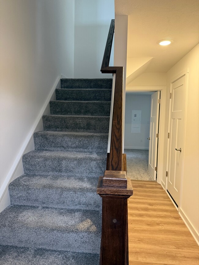 Photo - 179 Lockheed Dr