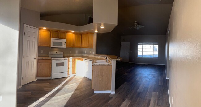 Photo - Nice Home In Valllivue School District