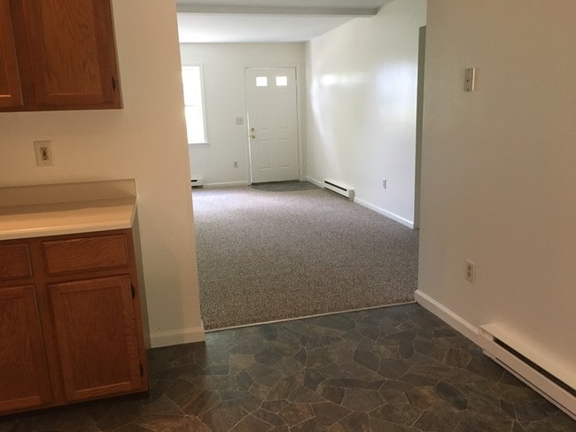 Photo - 10 Farr Lane Unit apt 3