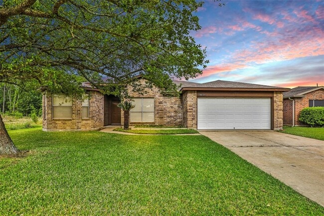 Photo - 18023 Lago Forest Dr Casa