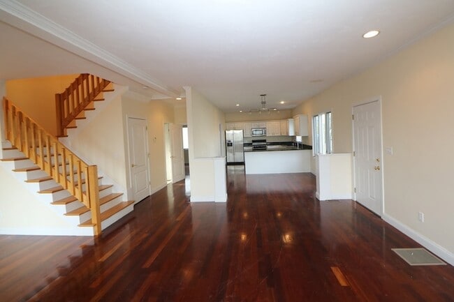 Photo - 143 Grovers Ave