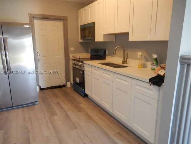 Photo - 2001 NW 166th St