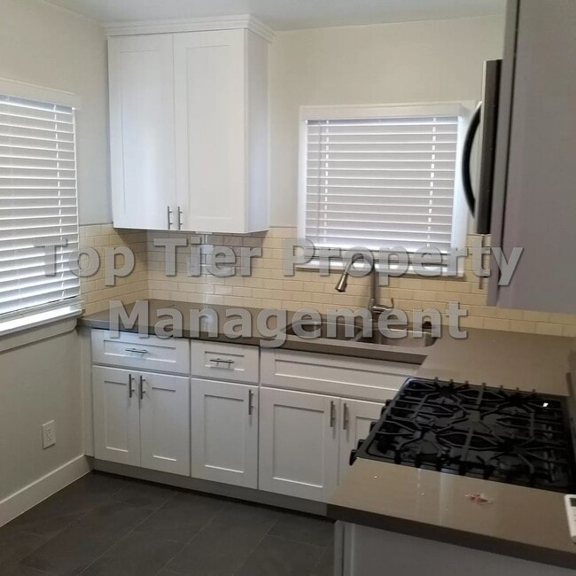 Photo - ***Charming 1 Bed / 1 Bath Cottage in Sout...